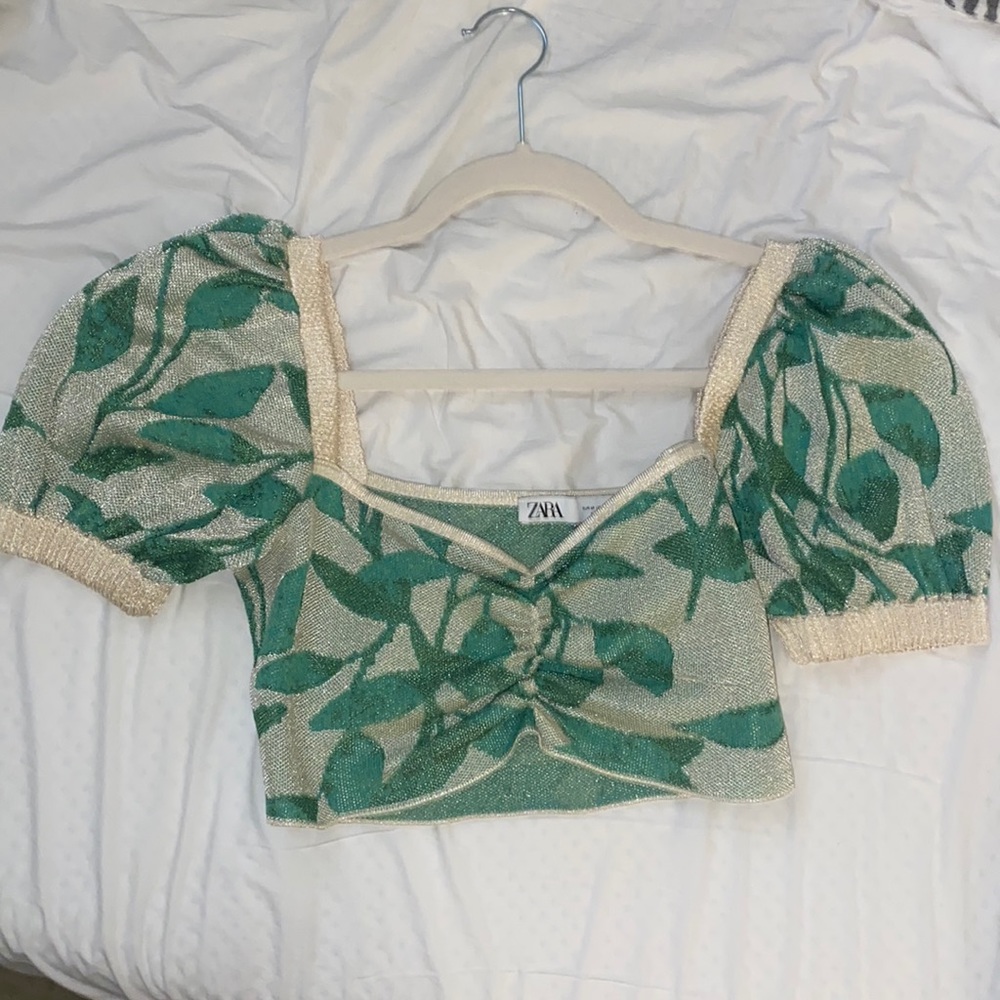 Zara Crop Leaf Patterned Puff Sleeve Ruched Top